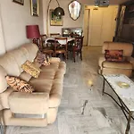 Apartment Roses *